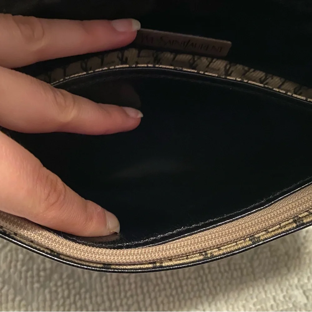 Yves Saint Laurent Black Leather Chevron Pouch Envelope Clutch - Picture 6 of 16